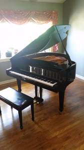 Baby grand piano (East Irvington)