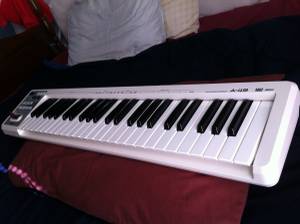 Roland A-49 (MIDI keyboard)