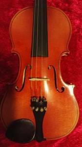Full size SuZuki violin 4/4 made in Japan (Lexington)