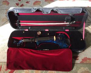 Bridge Electric Violin w/Case & Bow Pro Musical Like New (Edmonds / Mukilteo)