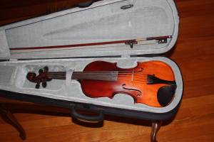 Beginner's Violin with Hardshell Case and Tuner (North Wilkesboro, NC)
