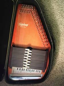 Oscar Schmidt 15 cord Autoharp (Elizabethtown)