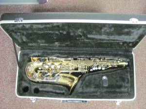 Selmer Bundy Alto Saxophone for Beginner or for Marching Band, Nr MINT (Livonia