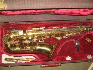Vintage Pro Sax: made in USA. All orig, incl case (oahu)