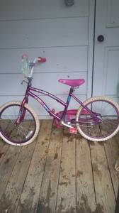 Huffy Girls Bike (Cary)