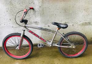 Redline BMX Bike (Kirkland)