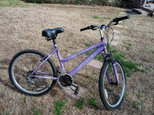 Ladies Magna Great Divide Bicycle (Collierville)