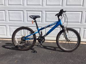 TREK MT60 KID'S BIKE (Dripping Springs)