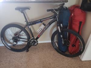 Raleigh mountain bike (Kona)