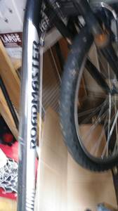 Mountain bike repair or parts (Herndon Sterling)