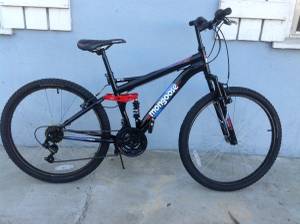 Mongoose Mountain Bike (323)