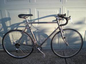 Vintage Schwinn Prelude 21 Speed Road Bike/Looks Good & Rides Great (SW