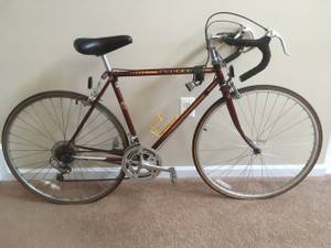 Peugeot Road Bike / Bicycle - vintage (Ashburn va)