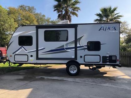 Travel Trailer 2018 Apex Nano 193 BHS Immaculate Condition 17,000