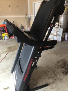 Pro Form Treadmill (Owensboro)