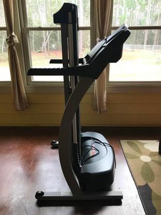 Treadmill for sale - Proform CrossWalk Advanced 525x