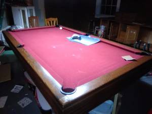 Brunswick Pool table (Duncan)