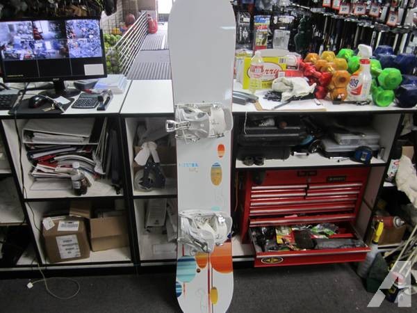 Burton Lux 154 Snowboard with Bindings -