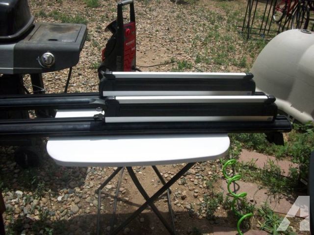 Jeep Roof Rack Cross Rail Bars & Roof-Mount Ski & Snowboard Carriers