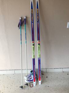 Fischer Cross Country Skis (Walker)