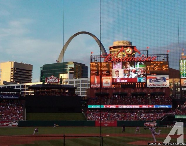 $35 Lower Left Field Box--Cardinals vs. Cubs! June 17th at 6:05