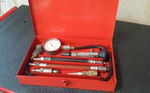 Snap On Compression Tester (Colchester)