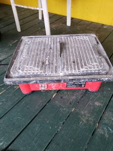 Husky tile & masonry saw (Phenix City)