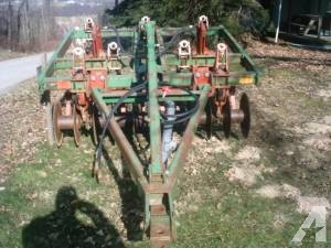 5 shank glencoe soilsaver chisel plow with disks - $5000 (Brownsville, Pa.)