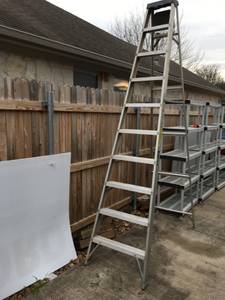 10 ft. aluminum step ladder - Louisville (South Austin- I35 by Slaughter Ln)