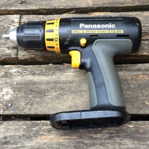 Panasonic 15.4v cordless drill (Lake Oswego)