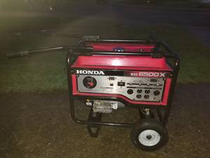 Honda generator EB6500X 5500/7000 watt 120/240 Excellent condition (Battle