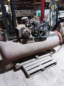 Commercial Air Compressor (Mayville WI)