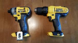 DeWalt 20-Volt MAX Lithium-Ion Cordless Drill/Driver & Impact Combo (Sterling