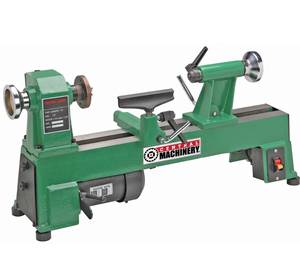 10 inch by 18 inch 5 speed .5 hp bencht top wood lathe (Bellefonte pa)