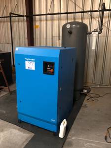 AIR COMPRESSOR 50HP. MUST SELL (Bethany)