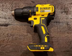New Dewalt 20v brushless compact drill 20 volt (STERLING VA)