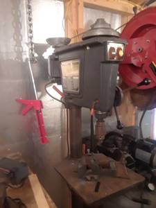 Floor drill press (Dekalb tx)