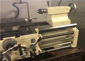 victor lathe 16 x 40 w/taper attachment