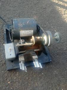 115 volt Westinghouse Mounted Grinder Buffer Polisher with Clamps (SE Portland)
