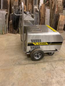 Landa commercial power washer