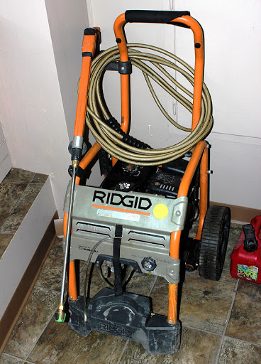 RIDGID 3000 PSI 2.6 GPM Gas Pressure Washer with CAT Pump &