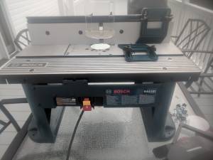 Bosch Router Table (Columbia)