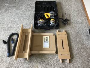 Dewalt Router, Edge Guide, Planing and Mortising Jig, and Rockler Hose