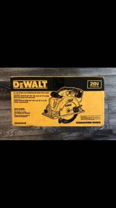 Dewalt 20-Volt Max 6-1/2-In Cordless Circular Saw With Brake And Magnesium Shoe