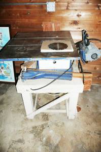 VINTAGE TABLE SAW WITH STAND (559 S. Hillside Ave., Elmhurst)