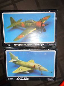 Starfix Model Airplanes - NIB - 1:72 scale (Newberg)