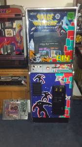 2 in 1 Taito collector's addition space invaders and quix (Bartlett)