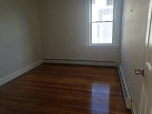 Spacious room for rent (Providence, ri)