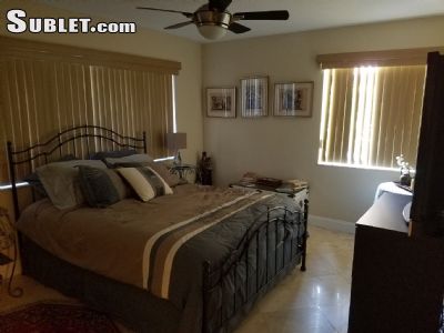 $950 Three room for rent in Doral
