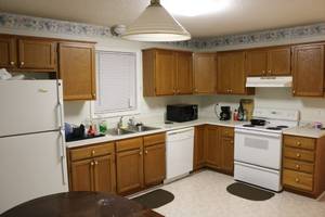 Looking for Roommate (04-01-19 to 05-31-20) (West Raleigh (Near NCSU Centennial
